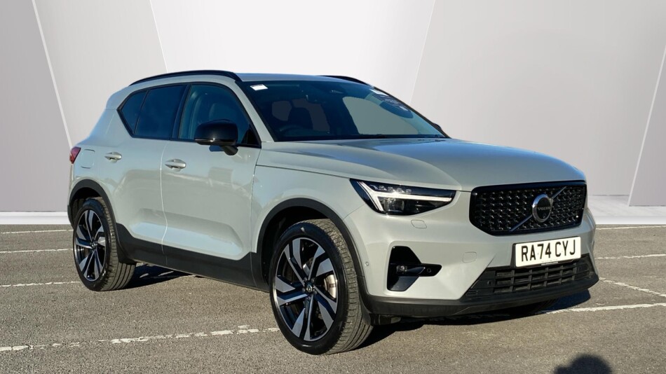 Volvo XC40 2.0 B4P Ultra Dark 5dr Auto Petrol Estate